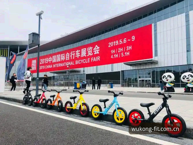 悟空体育电脑版全面评测：对比分析助你选择最优平台体验